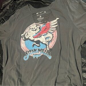 Plus-size band tees Steve Miller Band & Willie Nelson